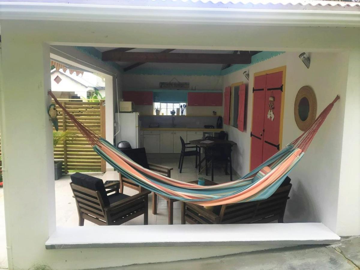 Gites Le Petit Voyageur Sainte-Anne  Exterior foto